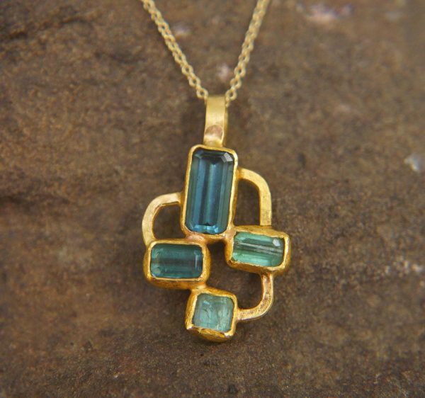24k gold multi blue tourmaline pendant//multi color square blue tourmaline pendant//tourmaline gold necklace//artisan 24k gold pendant