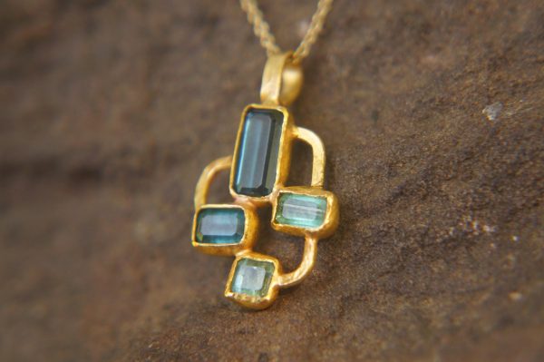 24k gold multi blue tourmaline pendant//multi color square blue tourmaline pendant//tourmaline gold necklace//artisan 24k gold pendant