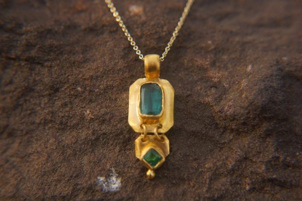 24k gold Tourmaline and emerald pendant//24k emerald necklace//handmade Tourmaline pendant//emerald and Tourmaline stones //24k gold pendant