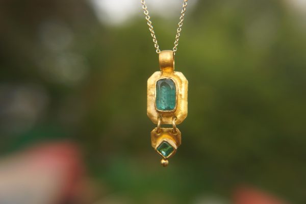 24k gold Tourmaline and emerald pendant//24k emerald necklace//handmade Tourmaline pendant//emerald and Tourmaline stones //24k gold pendant