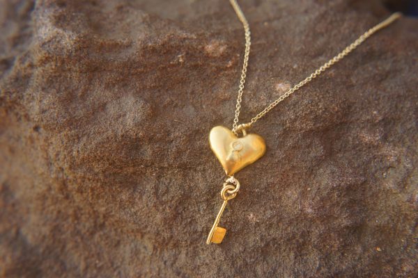 24k heart Lock and key necklace//gold heart pendant// 24k gold pendant//gold heart pendant//24k gold pendant//artisan gold heart//
