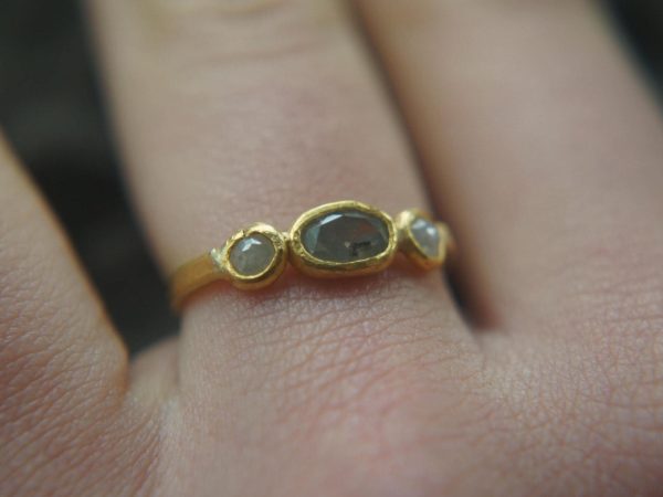 24k gold diamond's ring//rose cut diamond gold ring//grey stone artisan ring//24k gold ring//24k gold diamond's ring//24k gold artisan ring