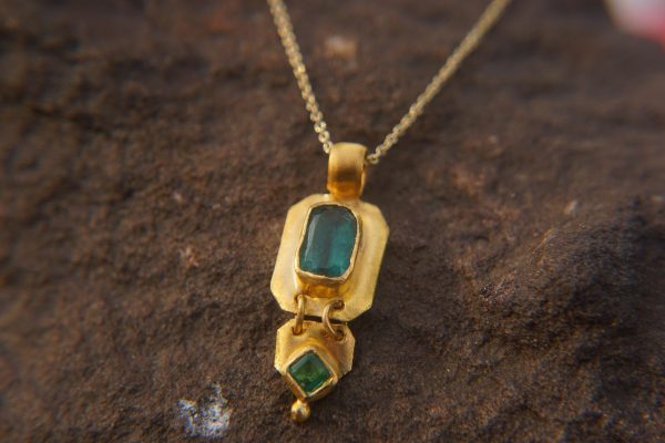 24k gold Tourmaline and emerald pendant//24k emerald necklace//handmade Tourmaline pendant//emerald and Tourmaline stones //24k gold pendant