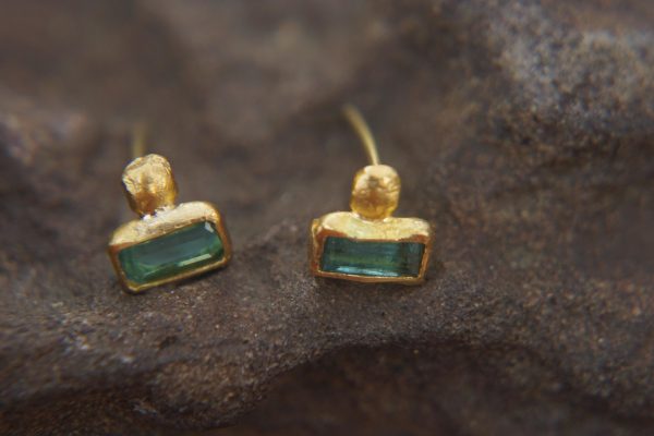 24k gold Paraiba blue tourmaline studs //gold Paraiba tourmaline earrings//unique tourmaline earrings//artisan tourmaline studs
